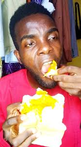 Mr.Unwise flaunts his expensive Red-Oil & Bread meal he prepared,ate