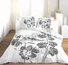 Housse De Couette Fushia Housse De Couette Fushia Housse De Couette La Pagnie Du Blanc La Pagnie Du Blanc Vous Presente Le Modele C Home Furniture Home Decor