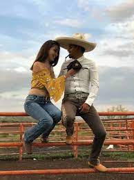 Maybe you would like to learn more about one of these? Pin By Yazmin Marin On Amor Ranchero Outfits For Mexico Rodeo Outfits Country Outfits Women Summer