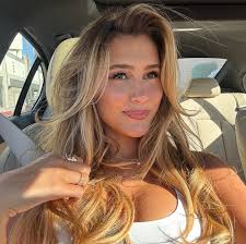 Mood cause travel sizes are here for summer @sutherlandandco 🤍🍓💌👼🏼🌷