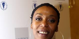 Seine uraufführung erlebte harry potter und das verwunschene kind 2016 in london und spielt seither dort vor ausverkauftem haus. Harry Potter Wird Papa Potter Vaterland Online