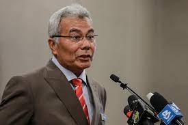 Yb datuk seri mohd redzuan was born in masjid tanah, melaka. Minister Mohd Redzuan Tests Negative For Covid 19 Malaysia Malay Mail