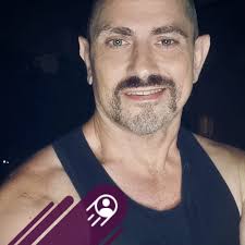 דניאל וויס וולארי חמאתי בביצוע מצמרר לשיר "hurricaneane" שמשלב את הגרסה  המקורית