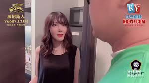 See ThisVid's Selection of Alluring Asian Beauties - Guaranteed Satisfaction with Each Watch