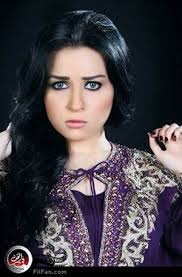 كارولين عزمي سن كارولين عزمي الحقيقي، من هي وأين نشأت ، ديانة كارولين عزمي مسلمة أم مسيحية، تعرفوا على بدايتها الفنية، وما هو أول عمل فني لها، والعمل الذي تسبب في شهرتها، تعرف على كارولين عزمي وخطيبها وأكثر في مقال واحد. Ù…ÙŠ Ø¹Ø² Ø§Ù„Ø¯ÙŠÙ† ÙˆØ§Ù„Ø¯ØªÙŠ Ø§Ù„Ù…Ø³ÙŠØ­ÙŠØ© Ø³Ø§Ø¹Ø¯ØªÙ†ÙŠ ÙÙŠ Ø£Ø¯Ø§Ø¡ Ø¯ÙˆØ±ÙŠ ÙÙŠ Ù…Ø³Ù„Ø³Ù„ Ø¢Ø¯Ù… Ø®Ø¨Ø± ÙÙŠ Ø§Ù„ÙÙ†