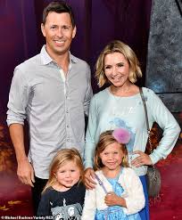 Mais en attendant que bébé n'ouvre ses yeux pour la première fois, beverley mitchell va traverser une procédure un peu complexe. Beverley Mitchell Verrat Hat Sie Eine C Abschnitt Vor Ihrer Falligkeit Aufgrund Gesundheitlicher Probleme Aktuelle Boulevard Nachrichten Und Fotogalerien Zu Stars Sternchen