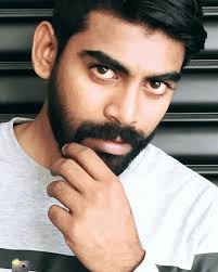 Goed acteerwerk en goed gespeeld rollen van de personages. Sughamaai Subbulakshmi 2018 Imdb