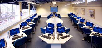Computer Science Is Back We Explore What Makes An Excellent Ict Suite Innova Design Solut School Computer Lab Design Computer Lab Design School Computer Lab