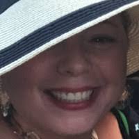 Kelly Everage's Instagram, Twitter & Facebook