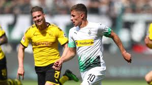 Zwischen beiden klubs gibt es aber noch differenzen hinsichtlich der ablösesumme. Bvb Wechsel Von Thorgan Hazard Perfekt Borussia Dortmund Sport Bild