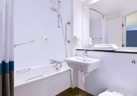 Swithins lane ec4n 8ad gb. Travelodge London Central Bank London