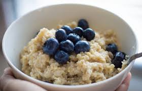As a college student, you probably appreciate the luxury of popping into the dining hall for a quick bite whenever you need a fast meal between classes. Easy Healthy Meals For College Students Take Your Success
