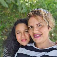 סטיילינג טיפולי למתבגרות ואמהות‎