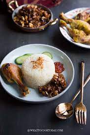 Easy Nasi Uduk Betawi Indonesian Coconut Rice Make This Easy And Aromatic Betawi Style Nasi Uduk That Goes With Many M Food Coconut Rice Cooking Inspiration