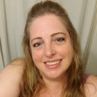 Stefanie Brewer's Instagram, Twitter & Facebook