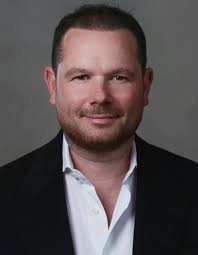 Kurt Gibbons's Instagram, Twitter & Facebook