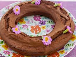 Couronne De Paques Au Chocolat Recette Ptitchef Recette Recette Dessert Chocolat Recette Cupcake