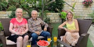 Karel Gott By Dnes Oslavil 81 Narozeniny Cnn Prima News