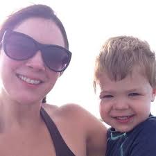 April Grubbs's Instagram, Twitter & Facebook