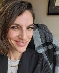 Kendall Bowles's Instagram, Twitter & Facebook