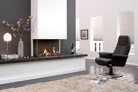 Gas fireplaces offer the look of real wood fireplaces without the hassle. Gas Fireplace Features