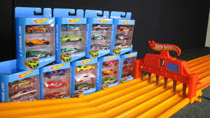 Vind fantastische aanbiedingen voor hot wheels speedway. Hot Wheels Dhr Downhill Racing Multi Pack Exclusives On Hot Wheels Super 6 Lane Raceway Multipacks Youtube