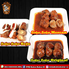 Panaskan wajan, beri minyak goreng. Facebook