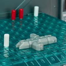 We carry a growing number of their 3d print items. Battleship Outer Space 3d Board Game 2 Player Strategy Game English Edition R Exclusive Toys R Us Canada