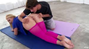 AJ Applegate - Seductive Yoga Girl Sex Video  Xozilla.com