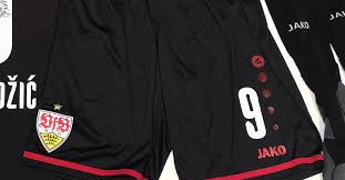In conjunction with kit supplier jako, vfb is proud to present the home and away jerseys for the 2020/21 season. Das Vfb Stuttgart Danke Sonderoutfit Von Sasa Kalajdzic