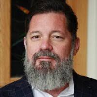 Sean Amick's Instagram, Twitter & Facebook