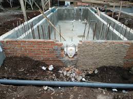 Area sekitar kolam renang sama pentingnya dengan struktur fisik kolam itu sendiri. 10 Cara Membangun Sendiri Kolam Renang Di Rumah Dengan Mudah