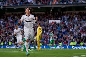 Mesut özil the silent wizard real madrid 2010 2013 hd. Arsenal Star Mesut Ozil Reveals Why He Opted To Join Real Madrid Over Barcelona After 2010 World Cup Mirror Online
