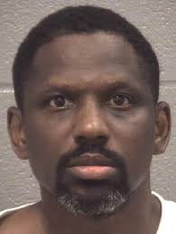 Man threatens to blow up driver's license bureau