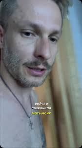 Леопардовые шорты бегут московский полумарафон. Видео о том как меня  узнавали) Поддерживал всех как мог, но как я был рад ребятам, которые меня  встретили и узнали. Спасибо большое, вы супер! Дали мне