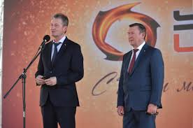 Только сильные и крепкие духом. Na Predpriyatiyah Ugmk Vstrechayut Den Metallurga Ia Regnum