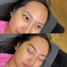 Her first brow tint 👏🏼 This client came in knowing exactly what she  wanted—dark and full, no thin brows here! 😂👏🏼 I used a custom blend of  medium and dark brown to