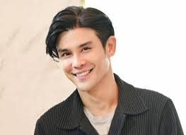 เปิดฉากหลอน ผีมาลัย ในละคร เรือนร่มงิ้ว ก็ทำใส่ใจทุกรายละเอียดความน่ากลัวจนที่เนียนจนขนลุก เป็นคนอย่างสวย เป็นผีอย่างหลอน งานนี้ได้. 0s5nfzskji4e3m