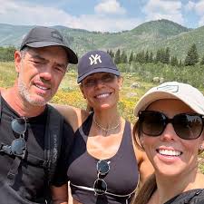 Here they come! Jaywalker is looking forward to hosting over 40  professionals this weekend for the Arise Intervention Training. Rachel and  KC took a few early arrivals out to enjoy some of