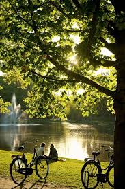 18 Stunningly Beautiful Pictures Of Amsterdam With Images Netherlands Tourism Pictures Scenery