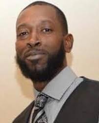 Kevin Hendrix's Instagram, Twitter & Facebook