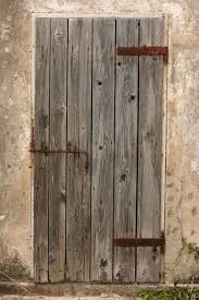 Nreo7zy Jpg 400 600 Old Wooden Doors Wooden Doors Plank Door