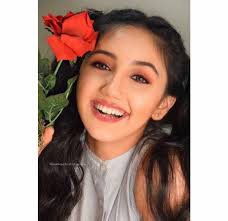 When you see something beautiful in someone, tell them.. It would only take  a second for you to say, but for them, it could last a lifetime!🌹 . . What  is your