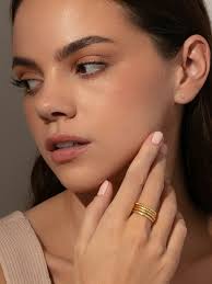 Rich Ring Stack in Gold