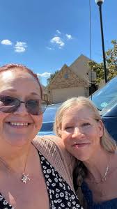 Time for Friday favorites! Share this week's favorite...🍔🎵📚