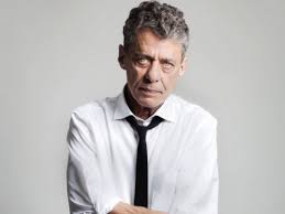 Finja que não está descalça dance alguma valsa quero ser seu par e ao meu. Apos Pausa Chico Buarque Divulga Nome Do Novo Disco Bem Parana