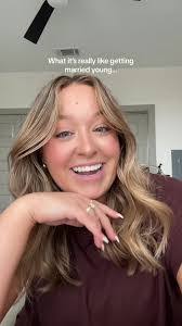 Abby Mello's Instagram, Twitter & Facebook