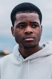 Reparto de Superación: La historia de la familia Antetokounmpo (película  2022). Dirigida por Akin Omotoso