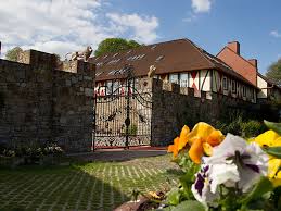 To be added to the interest list for this community, click. Rittergut Haus Laer Bochum