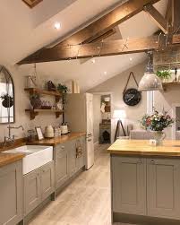 Skandinavisches Innendesign Und Einige Tipps Die Sie Fur Ihr Wohndesign Beachten Sollten Scandinavianfarmhousestyle Cuisine Moderne Cuisines Design Decoration Cuisine Moderne
